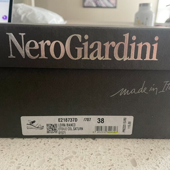 Nero Giardini Sandals - Picture 2 of 7